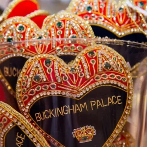 Fashion Buckingham Palace Navy And Red Heart Decoration Decorations