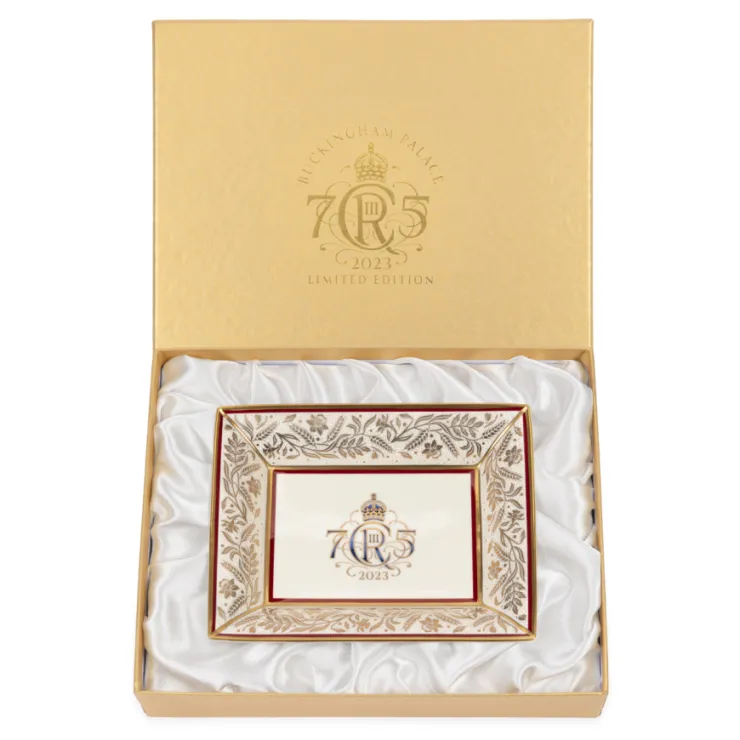 the_kings_th_birthday_limited_edition_red_tray_3.webp Cheap The King'S 75Th Birthday Limited Edition Red Tray His Majesty The King'S 75Th Birthday