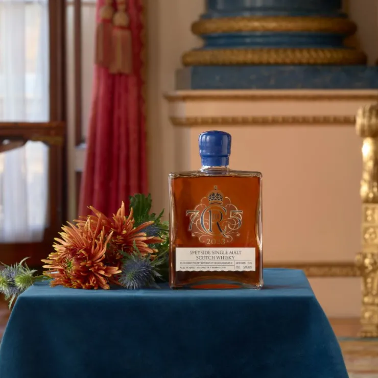 the_kings_th_birthday_limited_edition_whisky_3.webp Cheap The King'S 75Th Birthday Limited Edition Whisky Wine & Spirits
