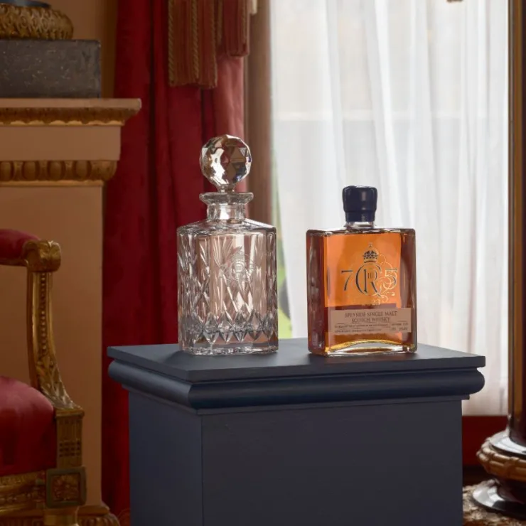 the_kings_th_birthday_limited_edition_whisky_4.webp Cheap The King'S 75Th Birthday Limited Edition Whisky Wine & Spirits
